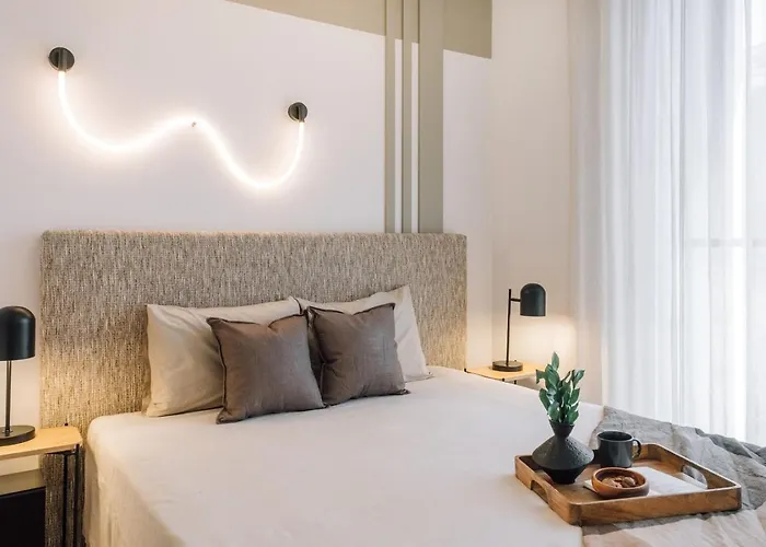 Carvalhal - 2 Bedrooms And Pool In Avenidas Novas 아파트 *